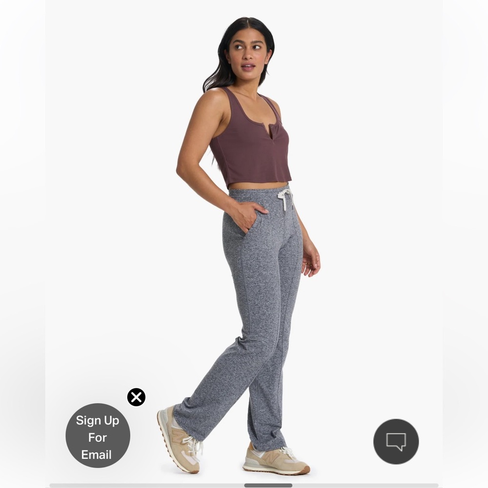 Vuori Halo wide leg flare pants